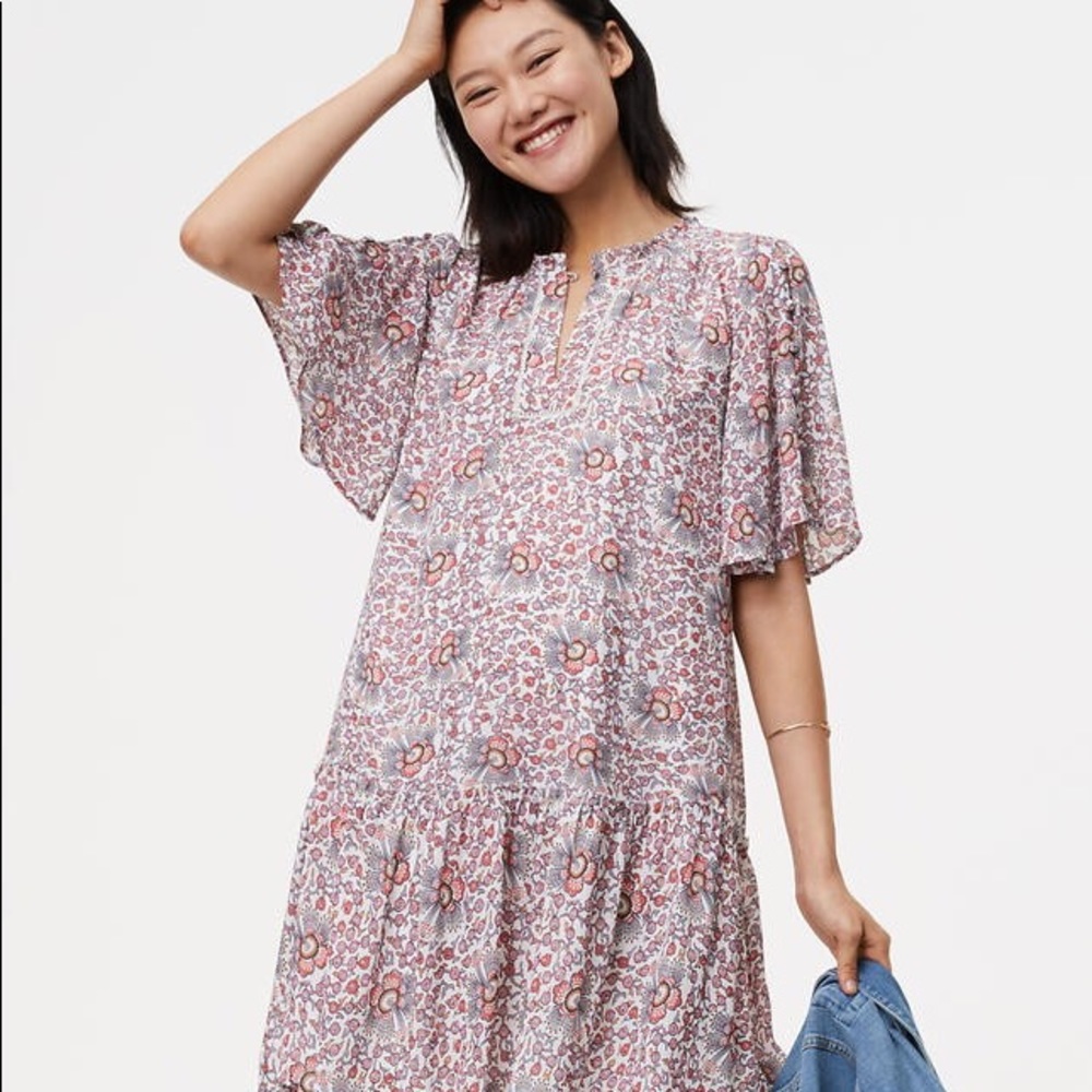 NWOT LOFT Flutter Button Sleeve Floral Dress